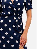 vestido midi feminino de viscose poá azul